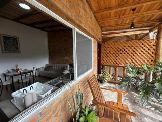 Rustic Villa in a Natural Setting - Loja - 0
