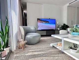 Luxury VIP, 1BR, Waterfront amazing View, D1 Tower, Jaddaf - 7