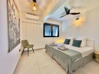 Teck-Teck apt neuf - 4pers - La Saline-Les-Bains - Saint-Paul - 8
