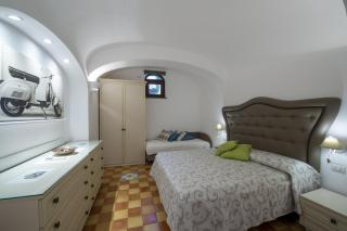 Golden Vaults 2 Floor with terrace Stunning Sea View - 20 stairs - 6