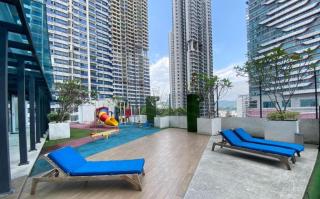 2BR 4PAX with Balcony or City View BREAKFAST included at Reizz Residences Jalan Ampang - Kuala Lumpur - 9