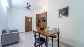 Treebo Petals Suites - Cochin - 1