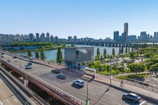Sky Suite Hangang Bridge - Seoul - 4