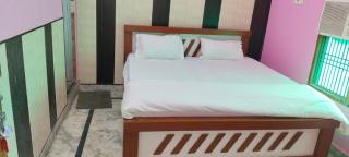 Best Room Like Balaji Palace Ayodhya With Air Conditioner - Ayodhya - 2