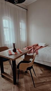 Charming Studio Hideaway in the Heart of Liepaja - 4