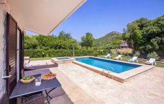 Villa Olive by Villas Guide - Imotica - 1