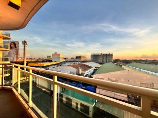 AZURE BICUTAN -MIAMI TOWER 6 Floor - Manila - 1