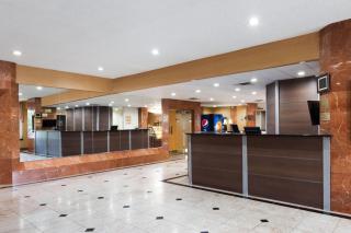 Ramada by Wyndham Newburgh/West Point - Newburgh - 3