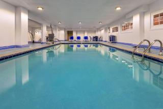 Howard Johnson Plaza by Wyndham Ocean City Oceanfront - Ocean City - 5