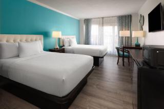 Howard Johnson Plaza by Wyndham Ocean City Oceanfront - Ocean City - 1