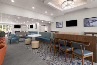 La Quinta Inn & Suites by Wyndham Myrtle Beach - Myrtle Beach - 2