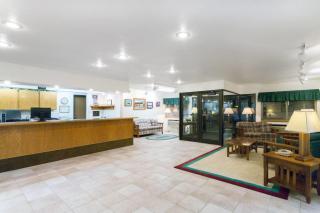 Super 8 by Wyndham Montpelier - Montpelier - 9