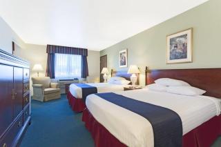 Super 8 by Wyndham Montpelier - 1