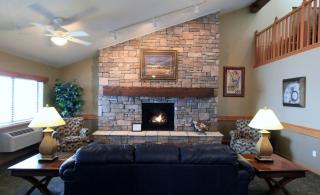 AmericInn by Wyndham Cedar Rapids Airport - Cedar Rapids - 8