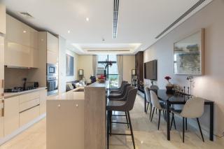 Best View Luxury 2BDR Palm Jumeirah, Beach & Pool - 5