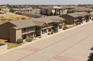 Eagle's Den Suites Andrews a Travelodge by Wyndham - Andrews - 6
