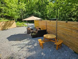 The Tuck-Tiny Home Cabin - Lexington - 8