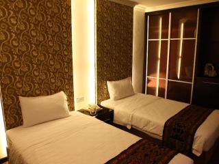 Royal Hotel - Bintulu - 1