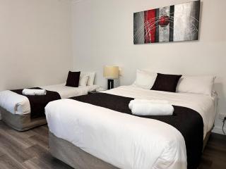 city gouger unit 304 - 3