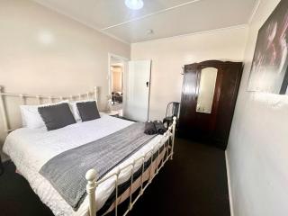 Denham Cottage - Quart Pot Creek - 5