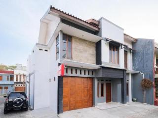 OYO 2118 Fh Stay - Yogyakarta - 8