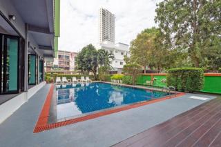 OYO 75367 UD Pattaya Hotel - 1