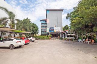 OYO 75367 UD Pattaya Hotel - 9