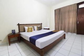 SPOT ON 2426 Hotel Aget Jaya Ii - Ubud - 1