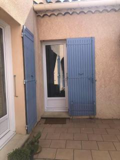 Joli studio avec terrasse et jardin dans une villa en Provence - Pierrevert - 9