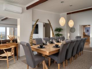 Phezulu Manor, Panoramic Views, Serviced Retreat - 8