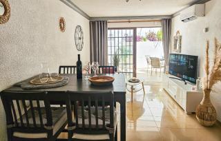 1 bed garden apt sleeps 2, parking, next to beach - Benalmádena - 5