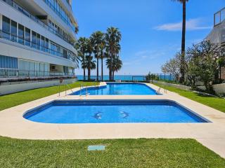 1 bed garden apt sleeps 2, parking, next to beach - Benalmádena - 0