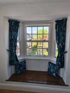 Number 10 - Stunning brand new house - sleeps 6 - free parking - Topsham - 9