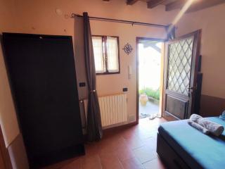 Camera con bagno e accesso indipendente - 5