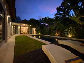 Spacious Villa in Petitenget Top Location - 7