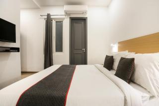 Super Townhouse Dilshad Garden Near Dilshad Garden Metro Station - 3