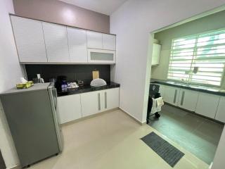 Homestay Asfa D Village - Kemasik - 2