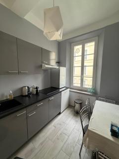 Foch 1 - Luminous apartment in city center w balcony - Cannes - 4