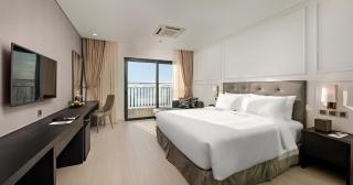 Golden Bay Wyndham Danang Apartment - Danang - 8