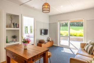 Hideaway Cottage - Oneroa - 4