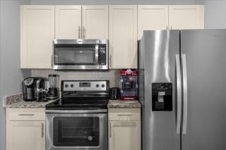 3 Bedrooms 2 Bathrooms West Lucaya 8902Sd - 3