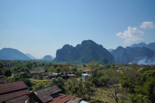 Vang Vieng Mountain View Hotel - Vang Vieng - 0