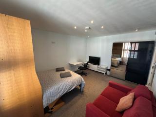 Keedwell Luxury Sudio Apartments - Bognor Regis - 8