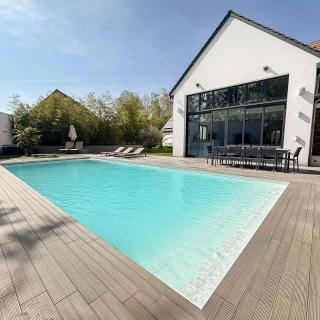 Villa haut de gamme avec Piscine, Bar et Cinéma - 9
