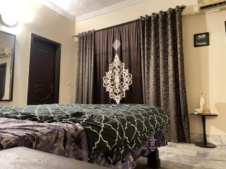 3 bedroom luxury Apartment - Islamabad - 2