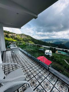 Advaya Stays - 4BHK Serene Abode - 3