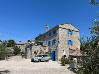 Villa Tonka Mit Großem Garten, Whirlpool Und Pool - Malinska - 9