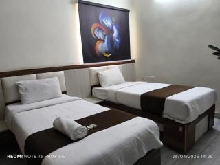 Hotel Night Eye - Jāmb - 2