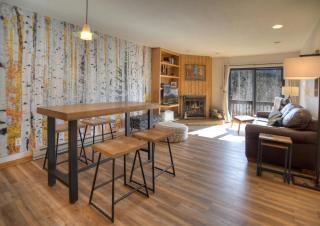 Cascade Village 311 - 1