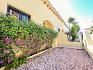 Stylish 3 Bed house in Las Ramblas Golf, Sea Views - 2